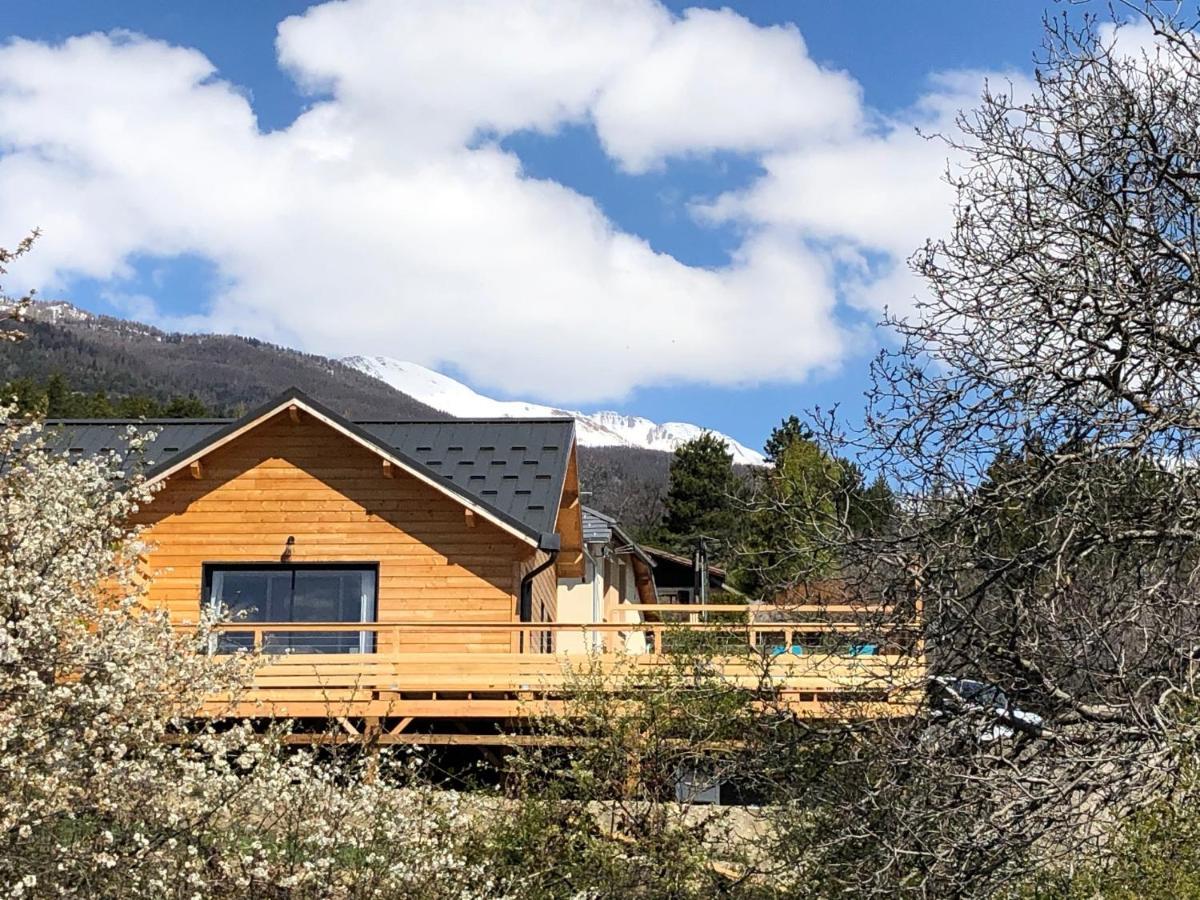 Chalet Avec Vue Lac Embrun Eksteriør bilde